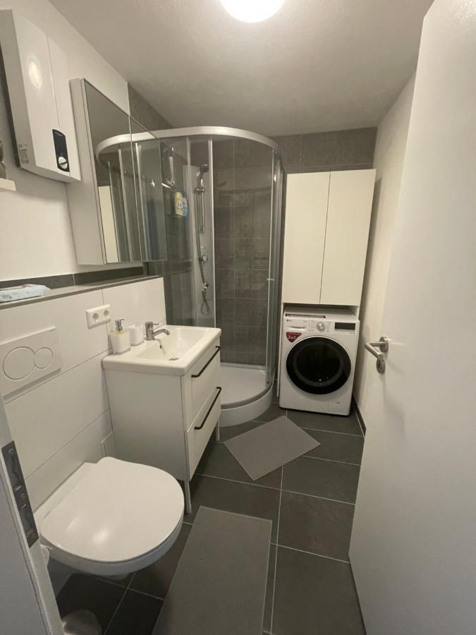 #4 Modern & Comfortable Apartment Меминген Екстериор снимка